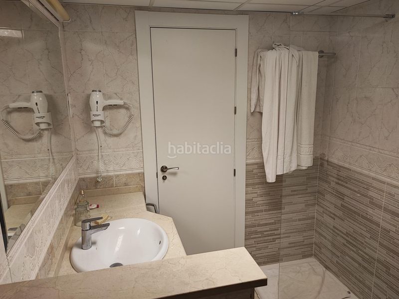 Foto 3699c075-fd82-401d-abf5-fd5d7458c280. Estudi amb piscina a Puerto Deportivo Fuengirola