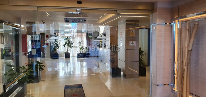 Foto 48be0fe9-0fa0-4c33-b458-a829f3dca2d5. Estudi amb piscina a Puerto Deportivo Fuengirola