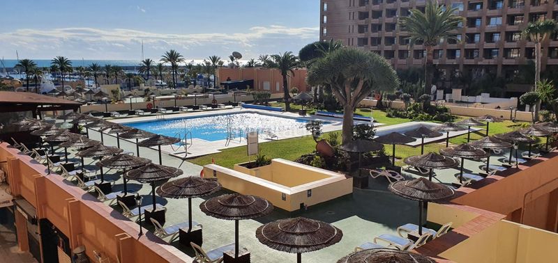 Foto f079594c-c128-4152-b304-ab9e8be695b4. Estudi amb piscina a Puerto Deportivo Fuengirola