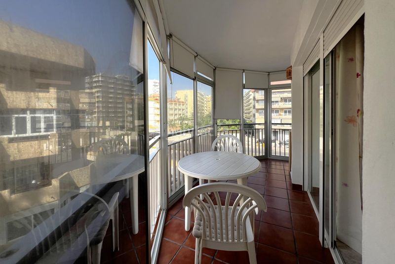 Foto 90d963fe-38e9-4612-aa43-d34df2aa14ca. Miete appartement mit parking pool in Las Gaviotas - Carvajal Fuengirola