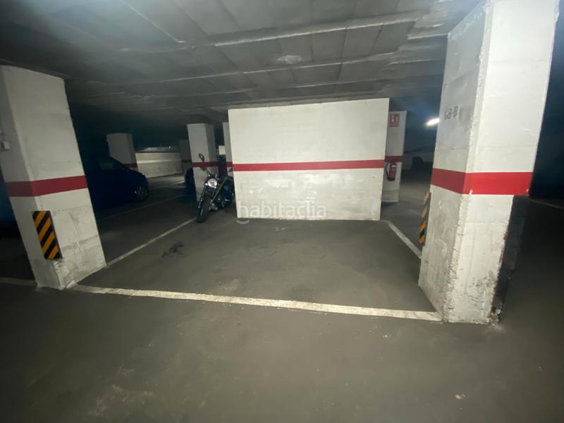 Foto b845407d-645c-4abe-9391-e14ca74ca37f. Parking coche parkin en fontetas en Martinica - Ateneu Cerdanyola del Vallès