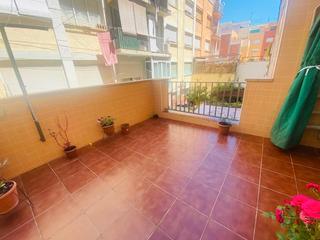 Flat in Centre-Cordelles. Perfecto para parejas.