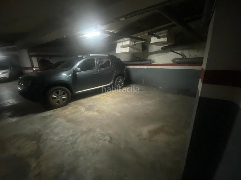 Foto 50b33ea8-6979-4726-9d6e-73804ed268d5. Parking voiture dans Martinica - Ateneu Cerdanyola del Vallès