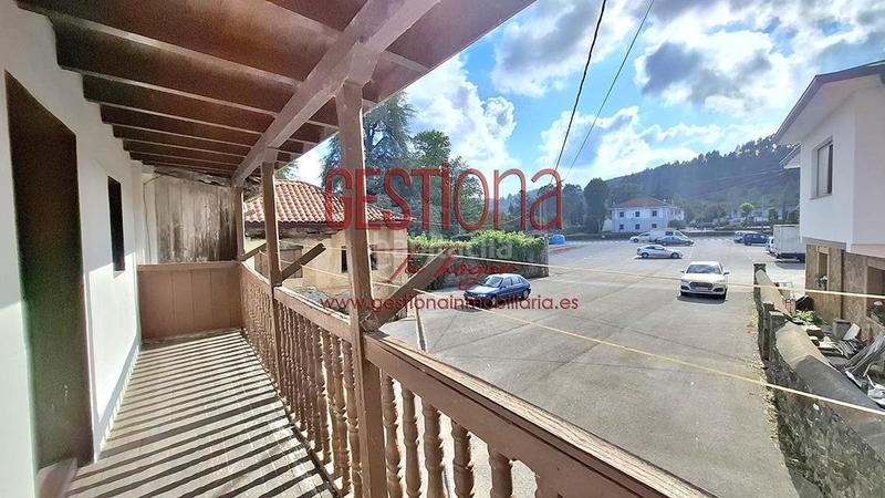 Foto 13cc128b-0a6a-4ffb-8cfd-0d4632927b11. Casa adossada amb calefacció aparcament a Solórzano