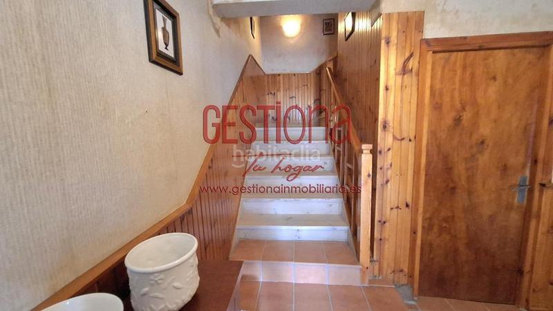 Foto 8bac7a29-cf47-4398-9ff4-dc3dea1d2d2f. Casa adossada amb calefacció aparcament a Solórzano