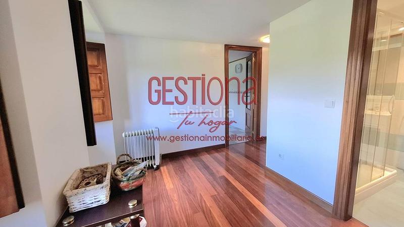 Foto d133cff6-d285-4fe6-9beb-f4da91e2b9ee. Casa adossada amb calefacció aparcament a Solórzano