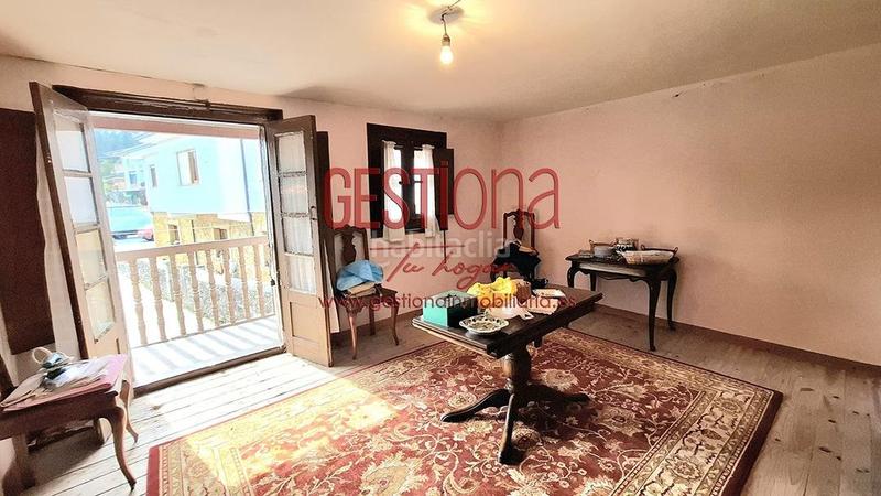 Foto f2356618-1e18-4dad-ad42-164959f56cce. Casa adossada amb calefacció aparcament a Solórzano