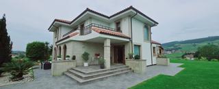 Xalet en Meruelo. Villa de lujo en meruelo.