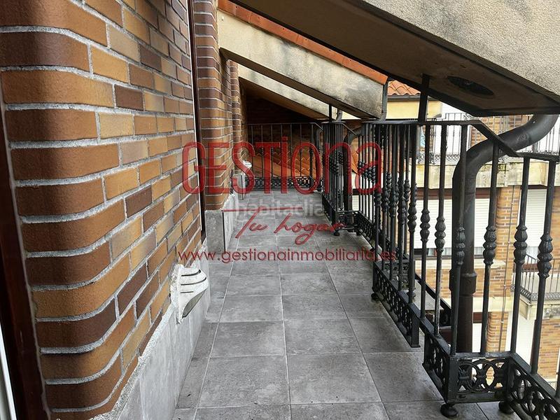 Foto b5ef6447-901b-4e7b-82b0-7aa3b0a207d4. Àtic amb calefacció aparcament piscina a Palacio Noja