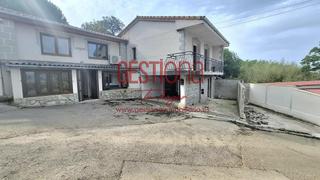 Casa aparellada en Solares - Valdecilla. Casa para reformar en valdecilla. medio cudeyo