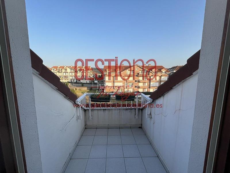 Foto f8579155-c593-4028-aa8a-2f6aefa1e435. Attico con Riscaldamento parcheggio in Ris Noja
