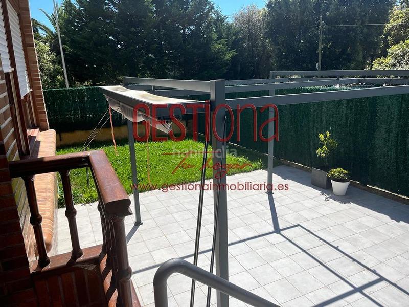 Foto 3cfa80ce-baf3-4d9c-a51b-1e817870877c. Planta baixa amb calefacció aparcament piscina a Noja