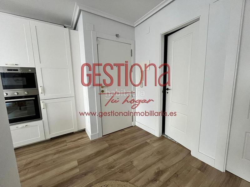 Foto ef16fa8c-2ea3-46ed-b473-1e452bf05a21. Planta baixa amb calefacció aparcament piscina a Noja