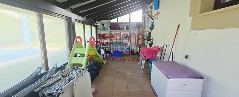 Foto 3097c610-09ae-48f3-8cea-f0e176fec801. Chalet casa independiente de planta baja con piscina. Galizano en Ribamontán al Mar