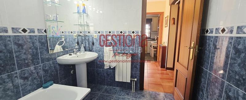 Foto dcc2e112-148a-4e44-84ff-0b10a32a9f02. Chalet casa independiente de planta baja con piscina. Galizano en Ribamontán al Mar