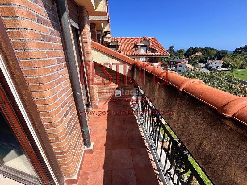 Foto 58926e47-3d01-417b-8276-90ba94b07071. Àtic amb calefacció aparcament piscina a Ris Noja