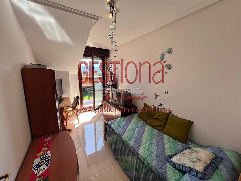 Foto b61f7370-4000-4a94-bfc3-c58293f07183. Àtic amb calefacció aparcament piscina a Ris Noja