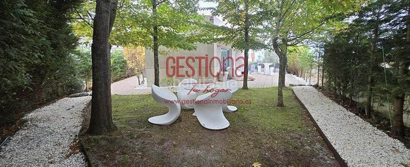 Foto 36a4ec42-6c55-44e4-84d8-467b5a8f82b6. Xalet amb calefacció aparcament a Maoño - Azoños Santa Cruz de Bezana