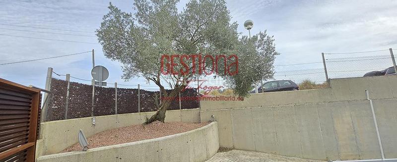 Foto 6bcc7a04-8e2b-4007-9419-6f0cfaf1b0d3. Xalet amb calefacció aparcament a Maoño - Azoños Santa Cruz de Bezana