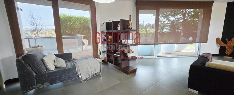 Foto baf98e49-526b-48da-9647-fd9832c87e74. Xalet amb calefacció aparcament a Maoño - Azoños Santa Cruz de Bezana