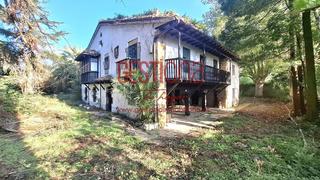 Haus in Santiurde de Toranzo. Casa independiente con amplia parcela. santiurde de toranzo