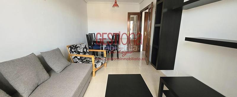 Foto a5aa60bf-49b1-4363-8727-eb4d4deb0513. Location attique avec chauffage parking piscine dans Noja