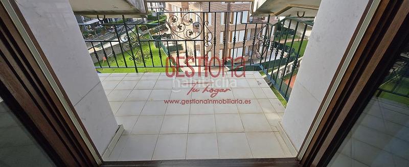 Foto 0305b7c1-0b35-489b-8693-4b715c55e306. Rent penthouse with heating parking pool in Pedroso Noja