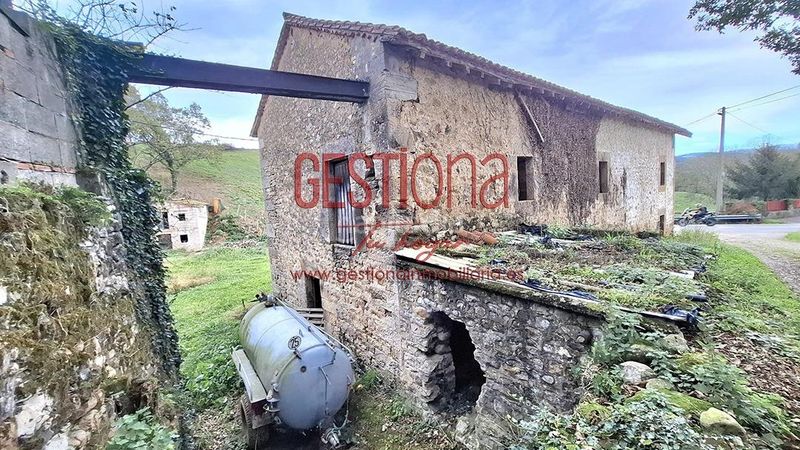 Foto 900e0b9b-4808-48c3-b332-6655648bbae9. Casa a Villafufre