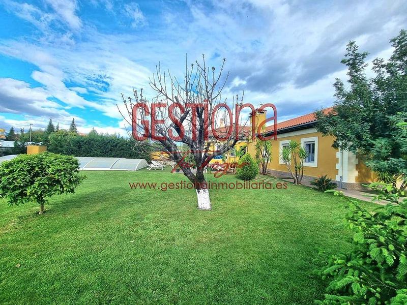 Foto 93a1c2fc-a11b-4057-b636-5e00a818c903. Towny house with heating parking pool in Cerezo - Aspla - Torres Torrelavega