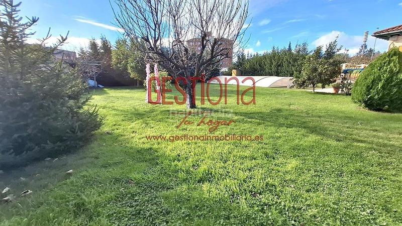 Foto ff8e9933-54e7-46c1-9b76-6aea73673e3d. Towny house with heating parking pool in Cerezo - Aspla - Torres Torrelavega