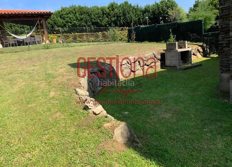 Foto 6a74bdc8-f548-4274-a712-e6e77f1ebf8a. Casa aparellada amb calefacció aparcament a Galizano Ribamontán al Mar