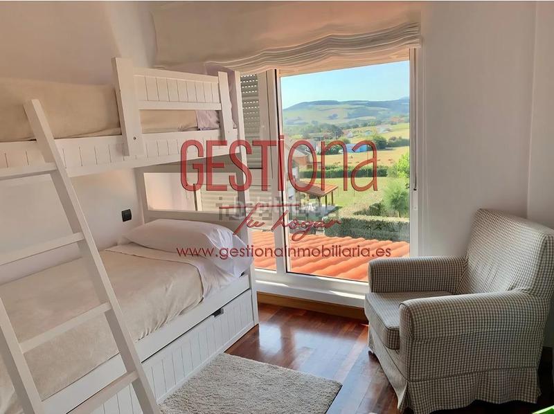 Foto 73f1528d-8bd9-4cb1-b292-5a21d5101e73. Casa aparellada amb calefacció aparcament a Galizano Ribamontán al Mar