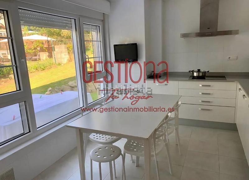 Foto ff8b4558-4dce-47d9-bf21-252c65915b1b. Casa aparellada amb calefacció aparcament a Galizano Ribamontán al Mar