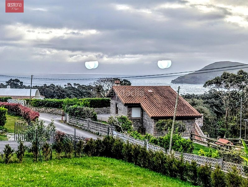 Foto 0d05625a-7a48-4742-8f7d-1037a67d27e4. Casa amb aparcament a Ajo Bareyo