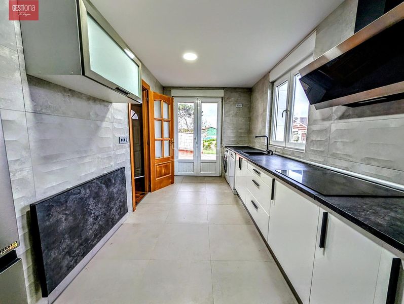Foto d70433e0-97d1-4cb7-95b6-403c1ebbd2e7. Casa amb aparcament a Ajo Bareyo