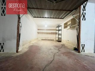 Posto auto in Helgueras. Garaje en helgueras