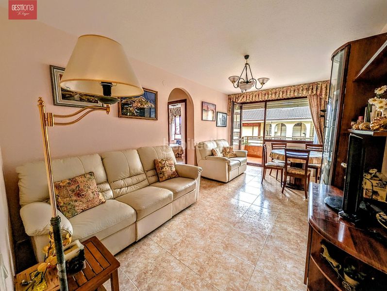 Foto 5cb0d413-43c6-4e13-b24a-0d2d74a2375e. Apartament amb calefacció aparcament a Ris Noja