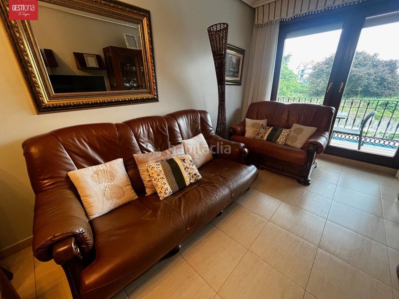 Foto b49ea675-0744-4c43-be82-990090419d59. Apartament amb calefacció aparcament piscina a Ris Noja