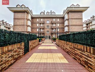 Apartament a Ris. Apartamento a 150m de la playa de ris. noja