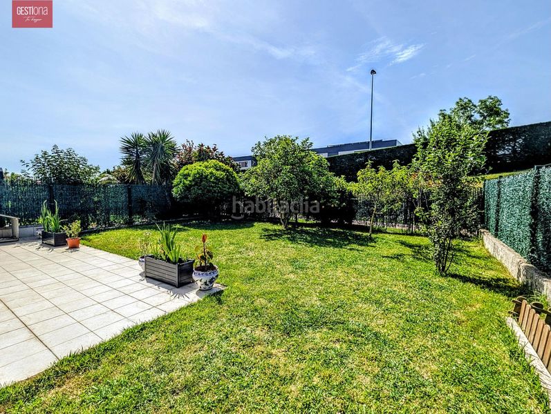 Foto 2a340ce4-dd11-42af-80da-36015b8bcd8f. Planta baixa amb calefacció aparcament piscina a Santander