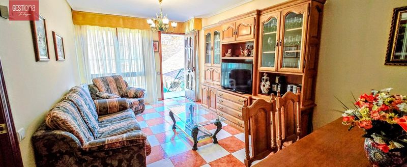 Foto ba75c7e9-b7a1-40a2-a7e8-948d4dc9b543. Ground floor with heating parking in Ris Noja