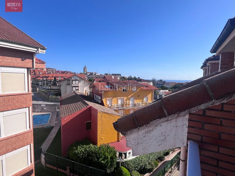 Foto f1e3755d-8dea-4853-bded-b1a33a49794c. Àtic amb calefacció aparcament piscina a Tregadín Noja