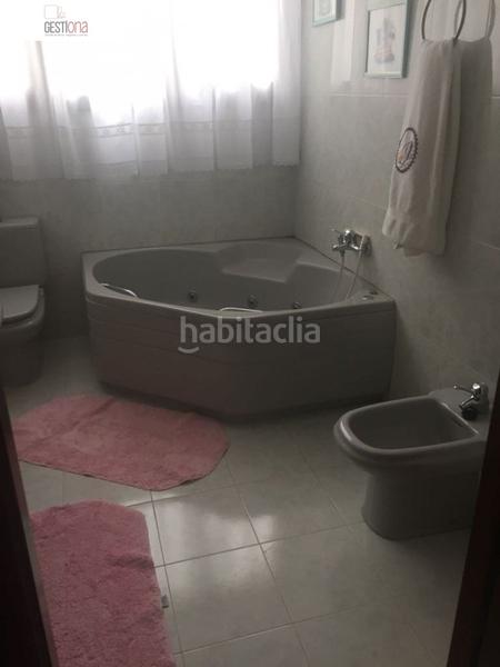 Foto ffbfc157-2609-475b-9a03-dd45b9309e72. Xalet amb calefacció aparcament a Arnuero