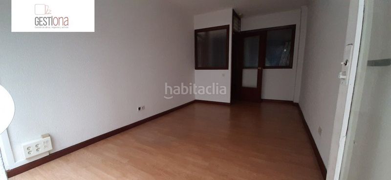 Foto a5e4a54a-c2c6-4747-bf5e-1f3cf3971a6f. Local comercial a Castilla - Hermida Santander