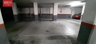 Parking voiture à Astillero (El). Plaza de garaje, en el centro de astillero.