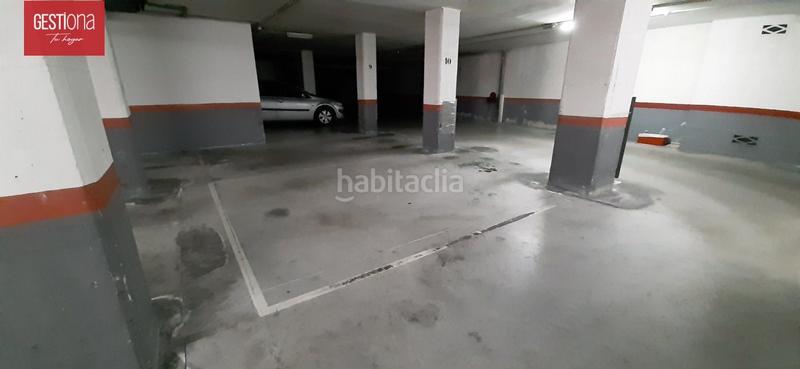 Foto f446840d-6a1f-4996-aaef-1329a8a4b054. Parking coche plaza de garaje, en el centro de astillero. en Astillero (El)