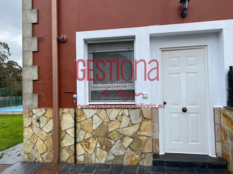 Foto 074f7f55-2103-4edc-b849-42105b116737. Casa pareada impresionante pareado con piscina en Ajo en Bareyo