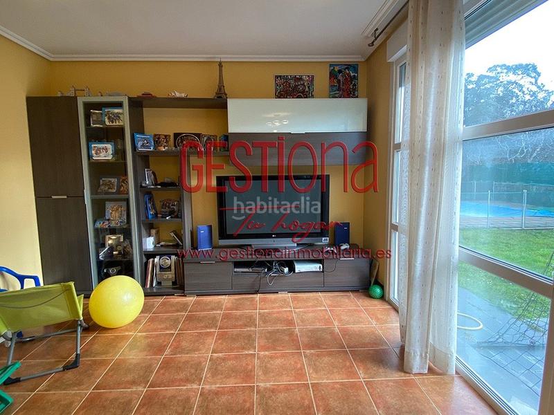 Foto 497f2cf5-fcba-4e1a-b69f-5ba2a4518129. Casa pareada impresionante pareado con piscina en Ajo en Bareyo