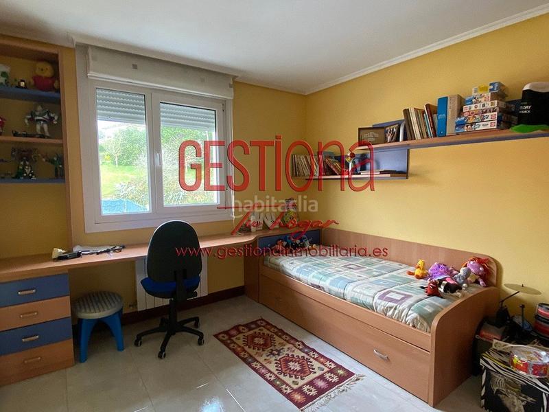 Foto 5d605274-752e-404e-bae2-a32020f35832. Casa pareada impresionante pareado con piscina en Ajo en Bareyo