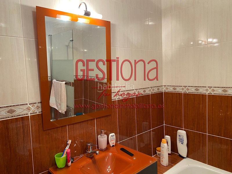 Foto e0df59b6-5567-41fc-a293-86bd9baa58de. Casa pareada impresionante pareado con piscina en Ajo en Bareyo